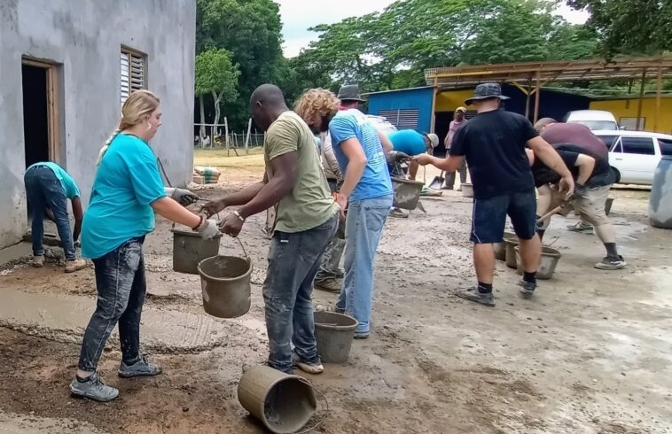 Wednesday Stories of Impact – Bucket!